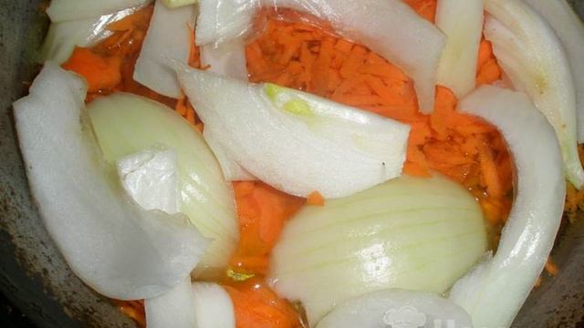 Тушеные куриные сердечки с картофелем