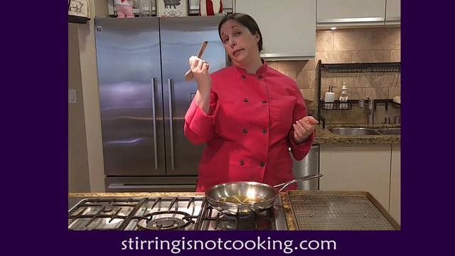 Checking oil temp for pan frying смотреть онлайн