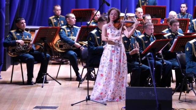 19. Виктор Фурманов. Девочка с шариком (скрипка) (3,52 мин.). смотреть онлайн