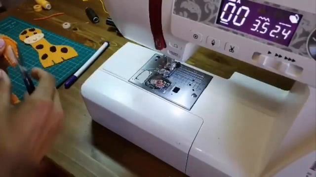 Как сшить жирафика на Елку из фетра? смотреть онлайн