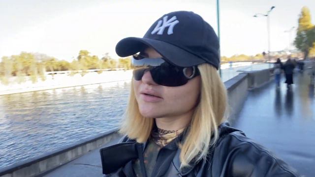 PARIS VLOG / Париж за 6 дней / ДИСНЕЙЛЕНД / ЛУВР / БАШНЯ / СЕНА / МУЛЕН РУЖ / Создание контента смотреть онлайн