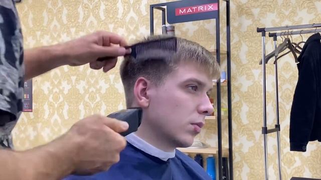Мужская стрижка 482#смотри и тренируйся