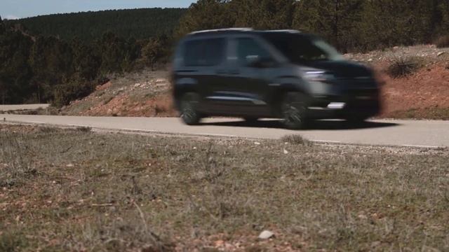 Nuevo Toyota Proace City - Verso смотреть онлайн