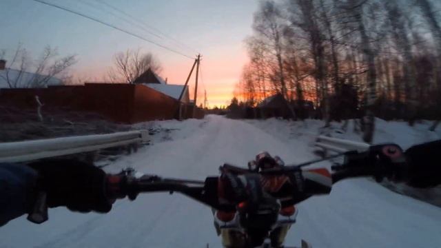 Зимой на kayo 140. ( температура -20) смотреть онлайн