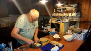 Riesen Bovist im Garten, leckeres Rezept Bovist Schnitzel