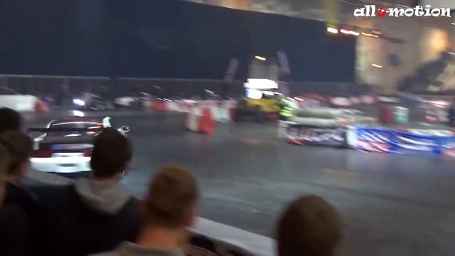 Toyota Soarer LEXUS SC 400 V8 Drift @ Essen Motorshow смотреть онлайн