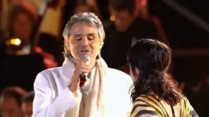 Andrea Bocelli & Laura Pausini - "VIVERE"
