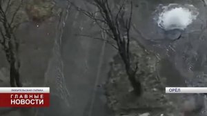 На Рощинской улице прорвало трубу