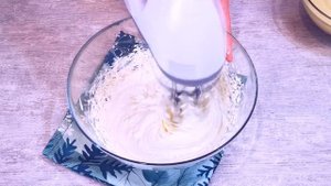 Крем со вкусом ПЛОМБИРА на молоке / Простой рецепт ЗАВАРНОГО крема для ТОРТОВ, эклеров, трубочек