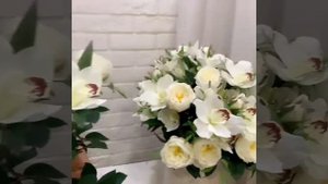 Искусственные цветы. Букет белый из пионовидных роз и орхидей.