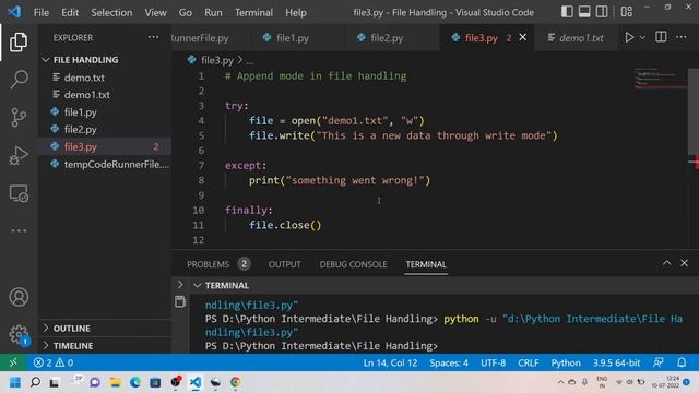 V41 - Append mode in file handling with Python
