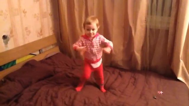 Аленка Танцует Самбу)) смотреть онлайн