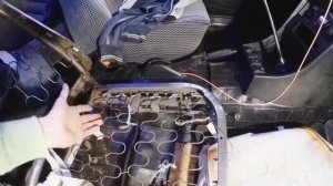 Как разобрать сиденья ВАЗ 2107 за 10 минут