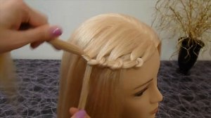 Коса вокруг головы. Оригинальное плетение косички. Причёска с плетением