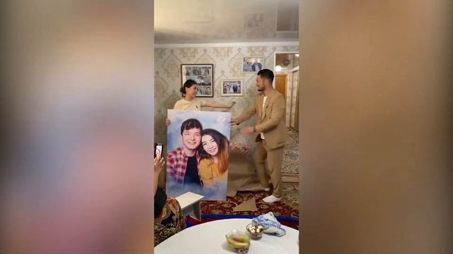 Что подарил Галым Махамбетов младшей сестре смотреть онлайн