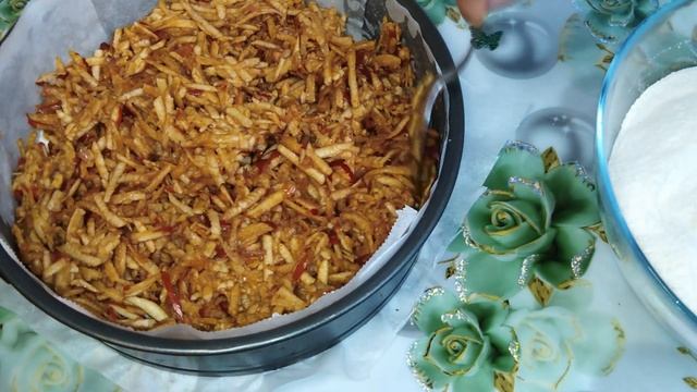 НЕЖНЕЙШИЙ ПИРОГ 3 СТАКАНА!  МАНКА + САХАР + МУКА без замеса теста! Самый Яблочный пирог