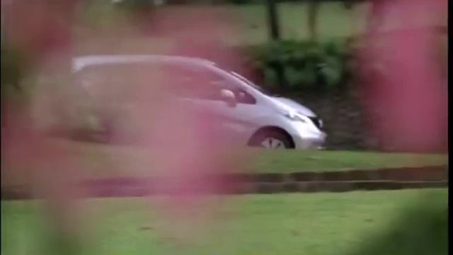 Honda Freed - It's Time to Change смотреть онлайн