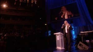 Грегори Дэвид Робертс /  Peace One Day / Шантарам