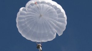 Десантирование личного состава и техники на учении ВДВ под Костромой