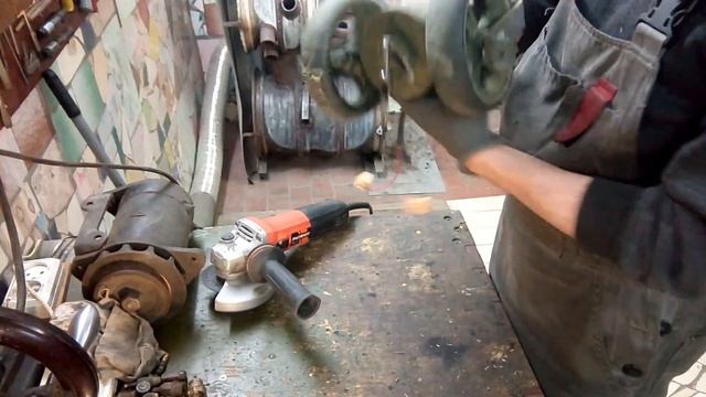 Триммер своими руками на аккумуляторе смотреть онлайн