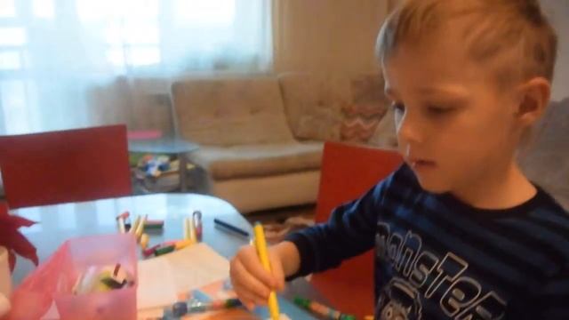 Аутизм, занятия за столом, чтение+логопедическая тетрадь, 5,5 лет смотреть онлайн