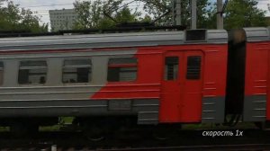 На электричке от Ярославского вокзала из Москвы в Подмосковье / Из окна поезда