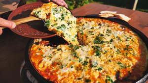 Яичница по-сицилийски. Этот рецепт должен попробовать каждый.