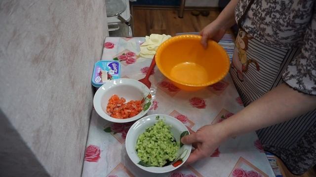 38/Мы ели и не могли остановиться! РОЛЛЫ ДОМА! смотреть онлайн