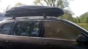 Разбить стекло на туареге нелегко