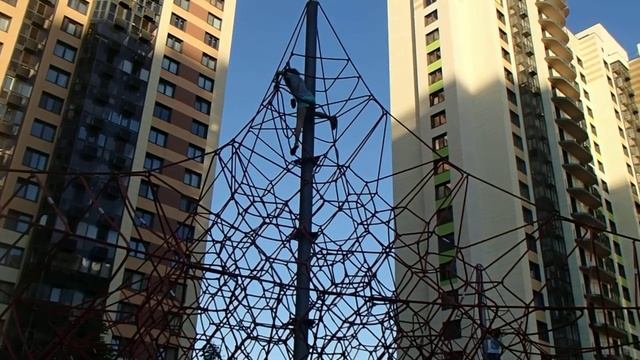 Москва. Переделкино ближнее. Детская площадка смотреть онлайн