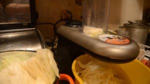 Шинковка капусты в мультирезке Moulinex DJ905 Fresh Express Cube