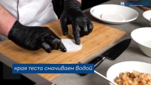 Готовим с Мореманией. Рецепт от шефа: пельмени с креветками в рыбном бульоне.