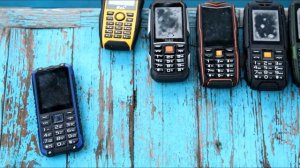 22 защищенных кнопочных телефона 2017-2018 года