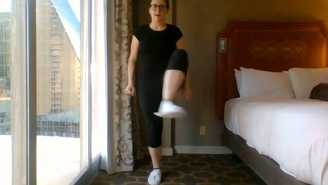 LOWER BODY STRETCHING | IMPROVING FLEXIBILITY | HIP PAIN/STIFFNESS смотреть онлайн