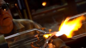 Как сделать стеклянную бутылку | How to make a glass bottle