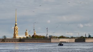 ?? Санкт-Петербург. Прогулка по Дворцовой набережной и виды города с Троицкого моста.