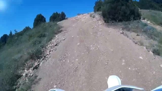 На питбайке 160сс на Бочку смерти смотреть онлайн