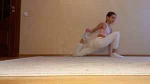 Растяжка для шпагата. Как сесть на шпагат. Stretching for leg splits