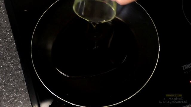 Драники картофельные. Рецепт картофельных драников. Драники из картофеля. Вегетарианские блюда
