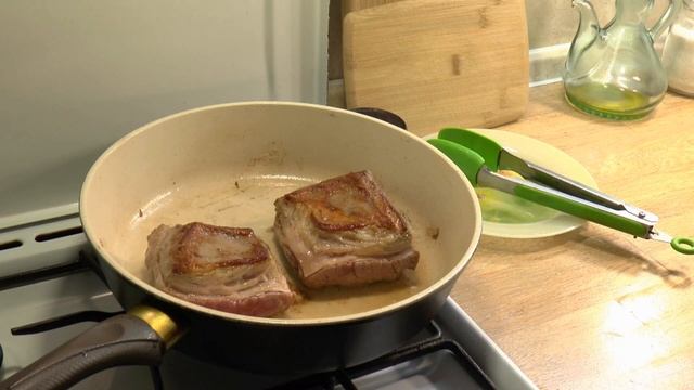 Стейк из говяжьей грудинки смотреть онлайн