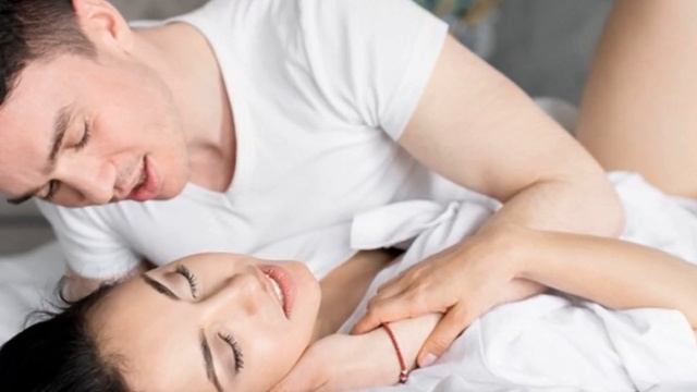 Я опешил, ничего не мог сделать. Стыдно было себе признаться, это было очень приятно #любовныйкекс