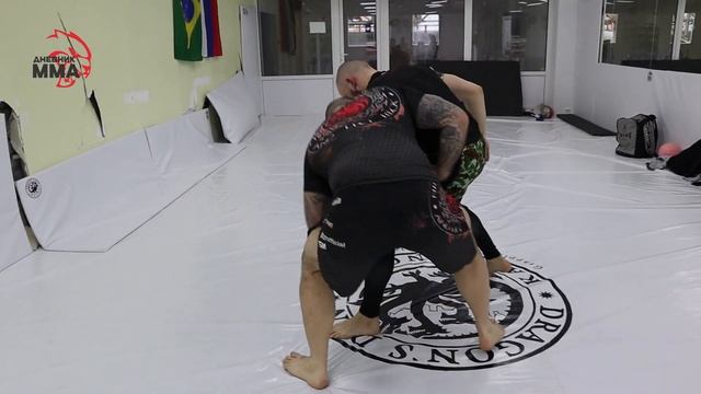 Захват Русский Галстук и варианты дальнейшей атаки. Russian Tie. BJJ / Дневник ММА