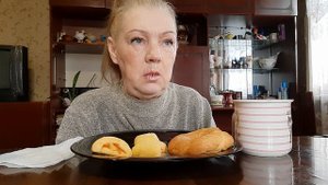 #Mukbang Tatyana eats #мукбанг #eating #food #кондитерские изделия???