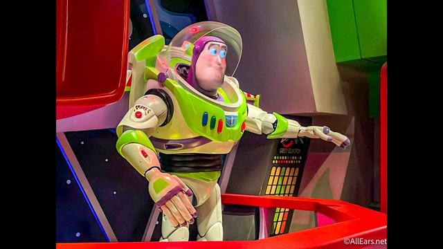 Buzz Lightyear Space Ranger Spin - Buzz Queue Animatronic (Audio Source) [Test] - Walt Disney World смотреть онлайн