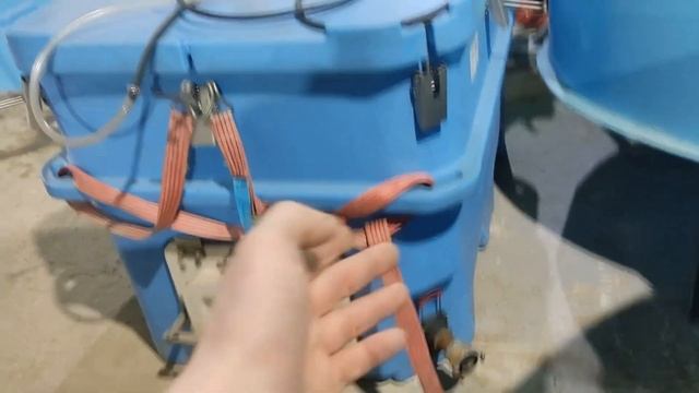 Как перевозят живого малька - живорыбная ёмкость. УЗВ. смотреть онлайн