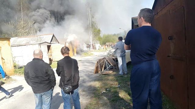 Пожар в Сосновом Бору 2017.05.06 смотреть онлайн