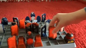 Играю с Пружиной в лазерные шахматы