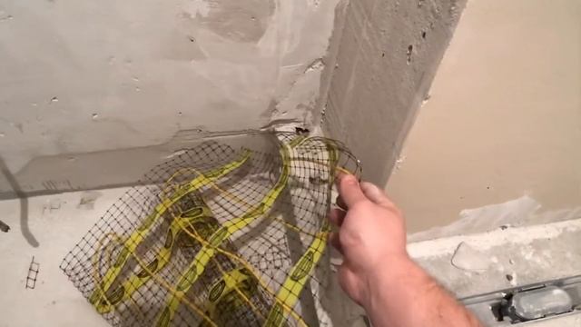 Ниши в стену в душевой
