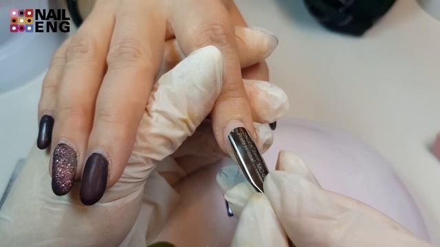 Ремонт сломанного под корень ногтя/ Гель-лак кошачий глаз на модели/ Комбинированный маникюр