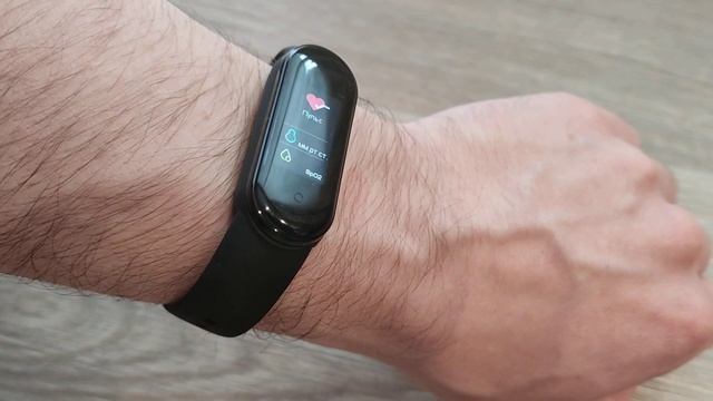 Тест функции измерения пульса фитнес браслета Ritmix RFB 320 смотреть онлайн